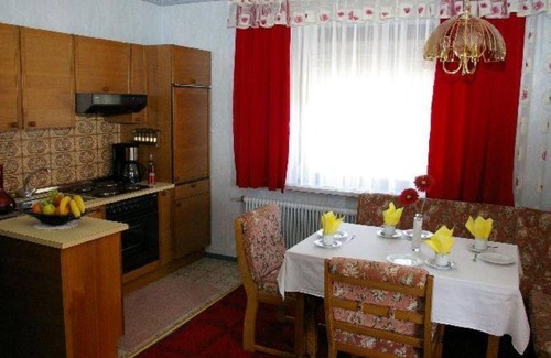 Millstatt Apartment | Haus Krainz - Appartement/fewo, Dusche und Bad, WC, Terrasse