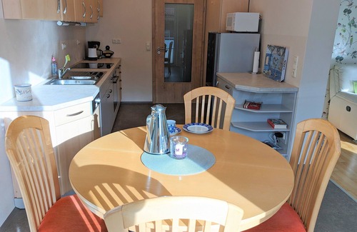 Edertal Apartment | Haus Landlust 72sqm-Edersee-Nationalpark Kellerwald - plenty of space to relax