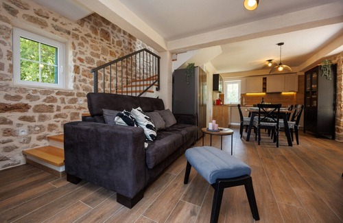Donji Prolozac House | Haus Meter in Donji Proložac - Haus für 6 Personen