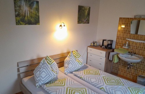 Windischgarsten Apartment | Haus Pyhrgasblick - Doppelzimmer, Toilette und Bad/dusche Getrennt, 1