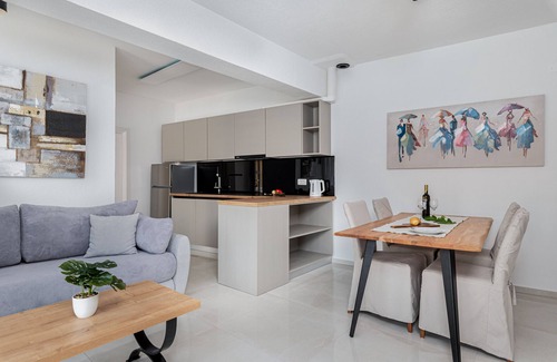 Rabac Ski Chalet | Haus Quadro mit fantastischem privatem Pool