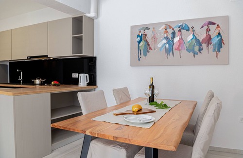 Rabac Ski Chalet | Haus Quadro mit fantastischem privatem Pool