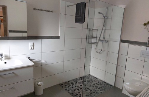 Lembruch Apartment | Haus Strandlust - Gemütliches Studio Direkt am Dümmer See
