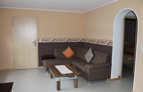Mullenborn Apartment | *Haus Weitblick*in an idyllically beautiful landscape