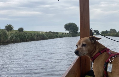 Otterndorf Boat Rental | Hausboot-führerscheinfrei