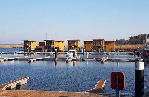 Kroeslin Boat Rental | Hausboot in Kroeslin am Bodden