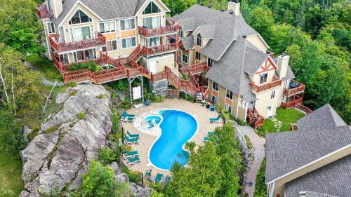 Mont-Tremblant House | Hauts-bois Ski Inout 2brs Wpool Access 193-1