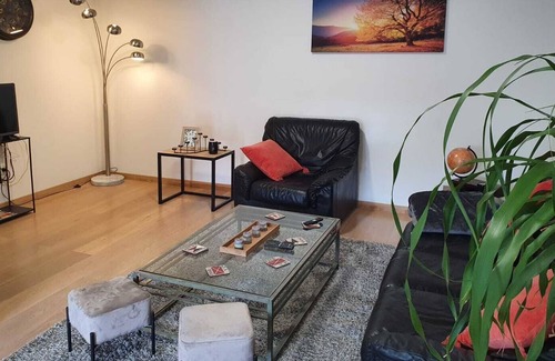 Frasnes-lez-Buissenal Apartment | Hauts Des Collines