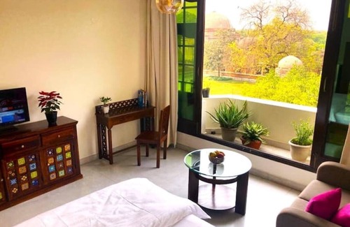 Hauz Khas Village Apartment | Hauz Khas Retreat S3