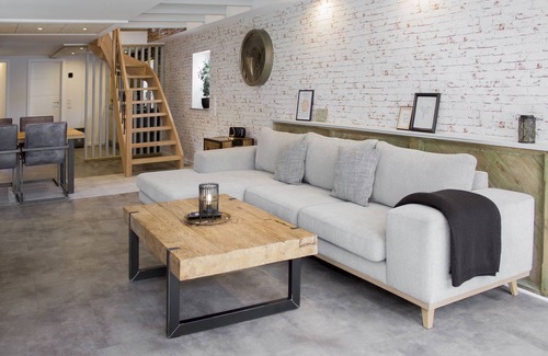 Luegde House | Have fun with the whole family in this stylish accommodation.