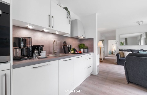 Emmelsbull Apartment | Haven of peace - for 4 people, on the North Sea, idyllic, rural