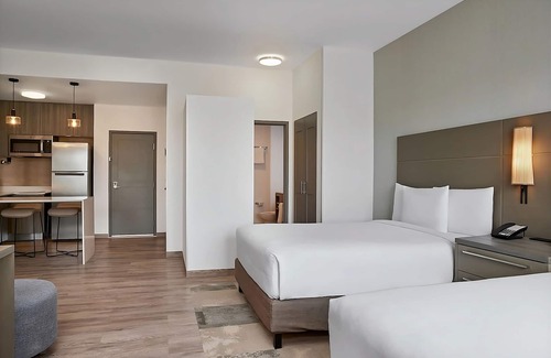 Playacar Fase II Hotel | Haven of Relaxation! 3 Family-friendly Units, Free Breakfast, Outdoor Pool