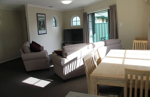 Palmerston North House | Haven on Carroll
