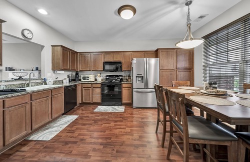 Lexington House | Haven on Hays