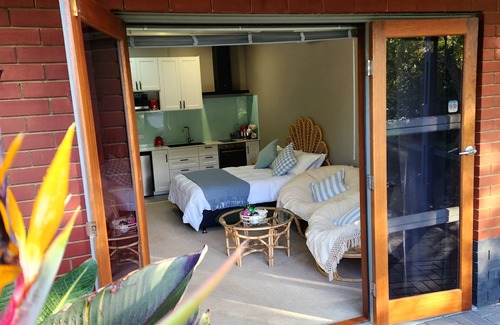 Maida Vale Apartment | Haven Studio Hideaway near Airport