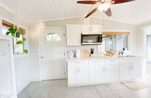 Keaau Apartment | Hawaiian Hideaway, Enjoy Private Lanai