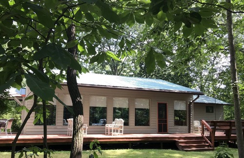 Athens House | Hawk Ridge Retreat - Athens County getaway