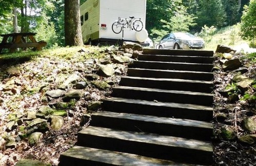 Bastian House | Hawk's Nest Mountaintop House retreat with trails to waterfall