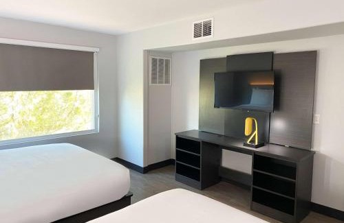 Hobbs Hotel | Hawthorn Extended Stay by Wyndham Hobbs