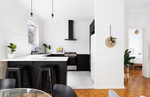 Hawthorn Apartment | Hawthorn's Tranquil Haven Free WiFi
