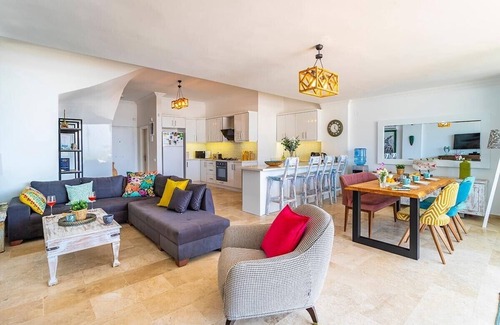 Kalkan Apartment | Hayâl Apartment Kalkan, contempory 3 bed duplex with private pool