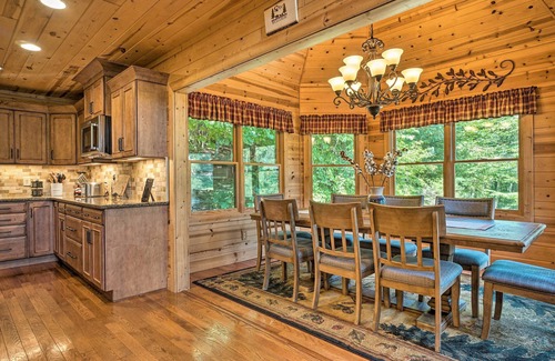 Hayesville Cabin | Hayesville Cabin w/Game Room & Mtn Views!