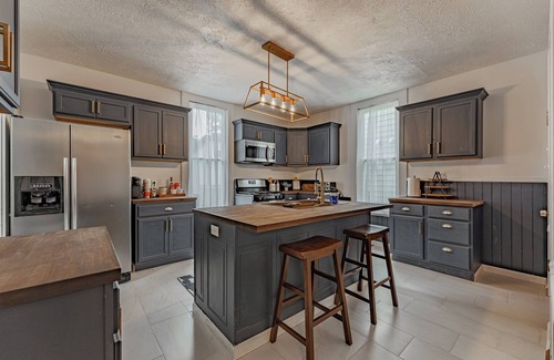 Evansville House | Haynie's Corner “Historic Indigo House”