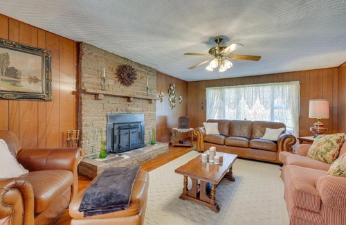 Haysi House | Haysi Nature Getaway with Fire Pit and On-Site Creek!