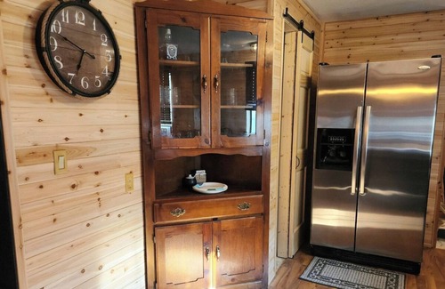 Shingleton Cabin | Haywire Haus, Pictured Rocks, Hot Tub, ORV Trail
