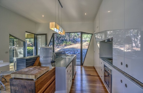Freycinet House | Hazards Rim