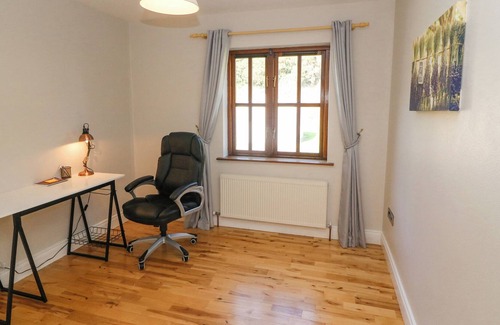 Leap House | HAZELWOOD, family friendly, with open fire in Leap, County Cork