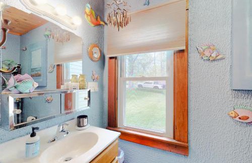 North Hero House | Hazen's Hideaway