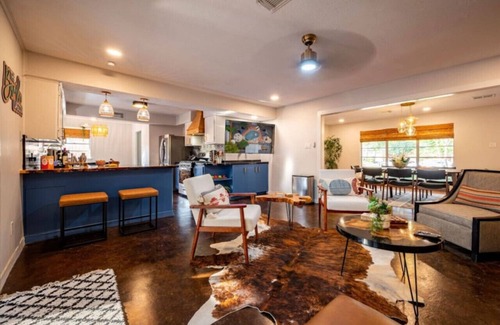 Westbury House | HB- Chic 4BR Retreat Tulum Style Pool & Jacuzzi
