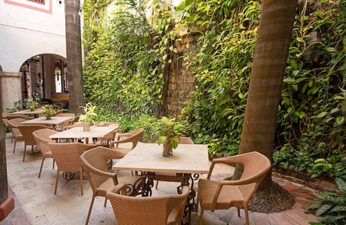 Cartagena Walled City Cabin | Hb-kjf Boutique Hotel Room With Jacuzzi Air Conditioning And Wifi
