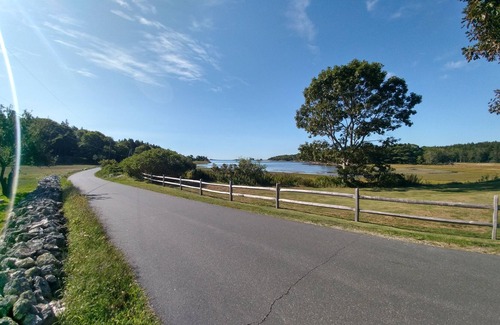 Georgetown House | Heal's Eddy Ocean Front & Unobstructed View of Pond Island Light