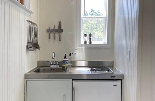 Geyserville Apartment | Healdsburg Studio - Immaculate Brand New!
