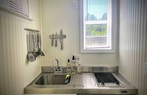Geyserville Apartment | Healdsburg Studio - Immaculate Brand New!