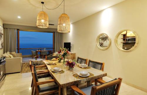 San Jose del Cabo Apartment | Hear the waves! Amazing beachfront condo with unbeatable views!