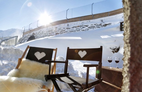 Soelden Apartment | HEART - Manufaktur Appartements - Top1 Deluxe Apartment right on the ski slope