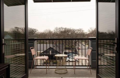 12 South Apartment | Heart Of 12 South, Near Downtown, Park Free - #12