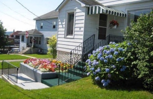 Baddeck House | Heart of Baddeck Village