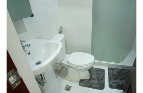 North Reclamation Area Condo | Heart of Cebu + fast wifi + Netflix