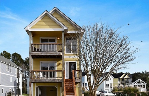 Corolla Light House | Heart of Corolls~Walk To Beaches Enjoy Unmatched Corolla Light Resort Amenities