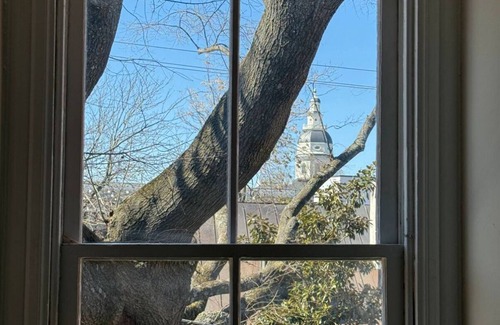 Historic District House | Heart of Downtown Annapolis - History In Style Next to City Dock, Main Street