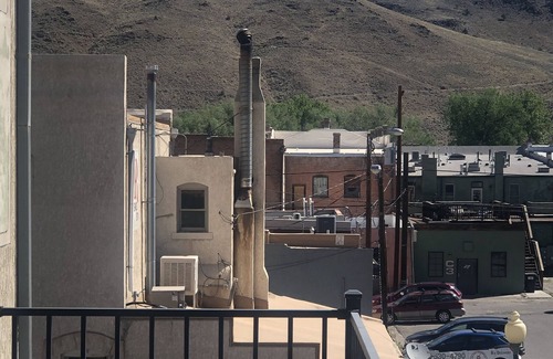Salida Condo | Heart of Downtown, Mount Views, 2 blks to River, FREE PARKING SPOT