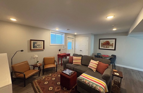 Okanagan-Similkameen Apartment | Heart of downtown Summerland 1-Bdrm basement suite. Walking distances to town.