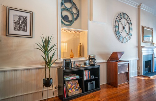 Wilmington Condo | Heart of Downtown Wilmington ILM - Sleeps 12! Sauna, walking distance to a lot.