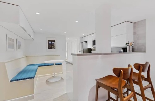 Dupont Circle Apartment | Heart Of Dupont/Walk to Georgetown