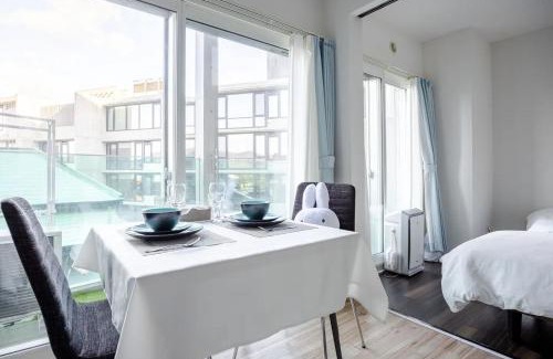 Otaru Apartment | Heart of Otaru, Сondo, Green Garden view