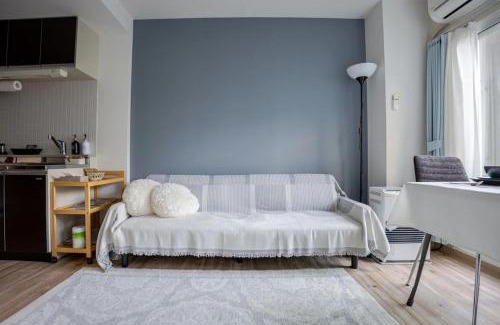 Otaru Apartment | Heart of Otaru, Сondo, Green Garden view